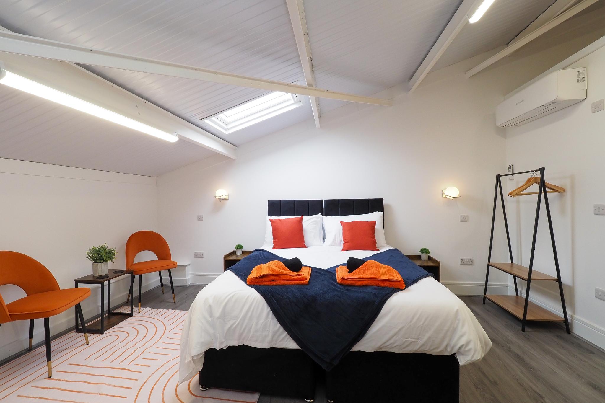 Private & Peaceful Double En-suite Room Stapleford